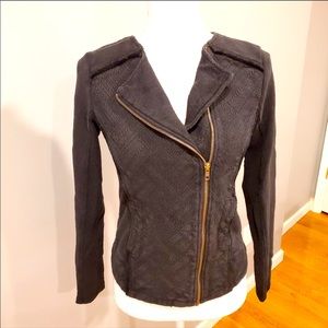 EUC lucky brand small zip up sweatshirt